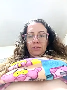 Snapshot of miss_hanna07 chatting on 05-04-26, 01:56 miss hanna07 online show from 05-04-26, 01:56