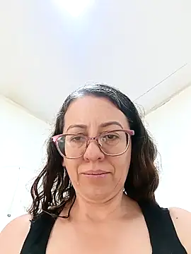 Snapshot of miss_hanna07 chatting on 05-07-26, 05:07 miss hanna07 online show from 05-07-26, 05:07