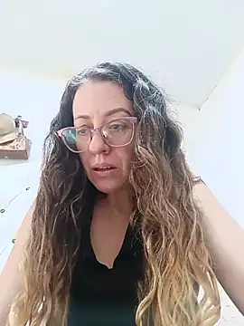 Snapshot of miss_hanna07 chatting on 05-14-26, 04:14 miss hanna07 online show from 05-14-26, 04:14