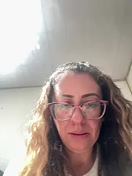 Snapshot of miss_hanna07 chatting on 05-27-26, 04:26 miss hanna07 online show from 05-27-26, 04:26
