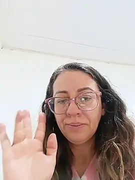 Snapshot of miss_hanna07 chatting on 07-15-26, 02:00 miss hanna07 online show from 07-15-26, 02:00