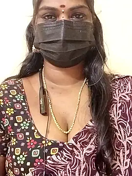 Snapshot of mayaa2u chatting on 03-21-26, 06:33 mayaa2u online show from 03-21-26, 06:33