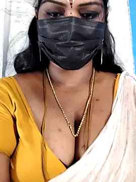 Snapshot of mayaa2u chatting on 04-15-26, 04:08 mayaa2u online show from 04-15-26, 04:08