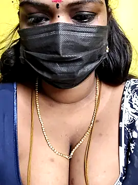 Snapshot of mayaa2u chatting on 04-20-26, 05:10 mayaa2u online show from 04-20-26, 05:10