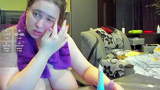 1lindsey1 online show from 09-19-25, 04:51