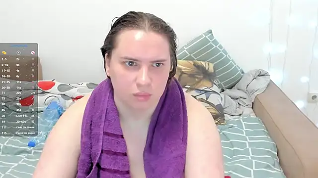 Snapshot of 1lindsey1 chatting on 12-19-25, 04:30 1lindsey1 online show from 12-19-25, 04:30