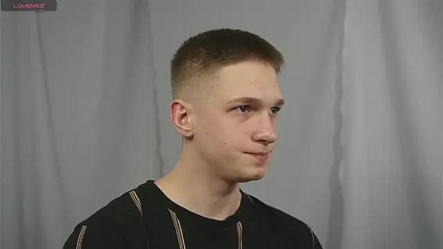 dustyn fox online show from 01-17-25, 02:28