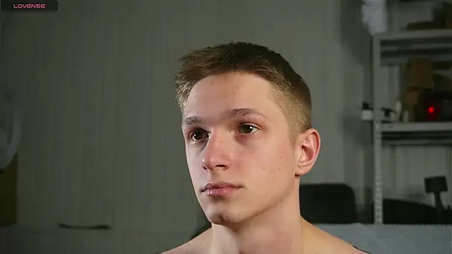 dustyn fox online show from 02-08-25, 06:01