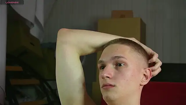 dustyn fox online show from 02-13-25, 05:33