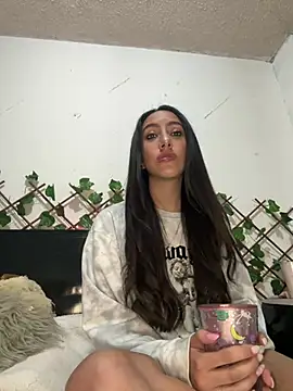 FrancellyHot online show from 12-12-24, 03:32