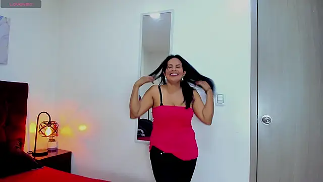 Anthonelaa   online show from 11-25-25, 07:58