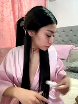 Effy Bonny online show from 11-28-25, 09:39