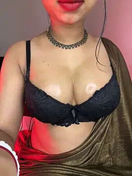 Snapshot of Hot-sexy222 chatting on 07-15-26, 01:33 Hot-sexy222 online show from 07-15-26, 01:33