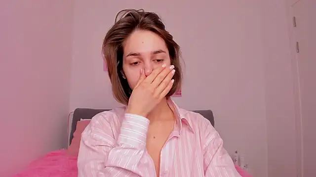 Snapshot of JudyAngil chatting on 03-17-26, 06:17 JudyAngil online show from 03-17-26, 06:17