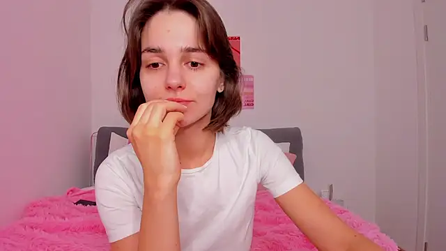 Snapshot of JudyAngil chatting on 03-23-26, 05:33 JudyAngil online show from 03-23-26, 05:33