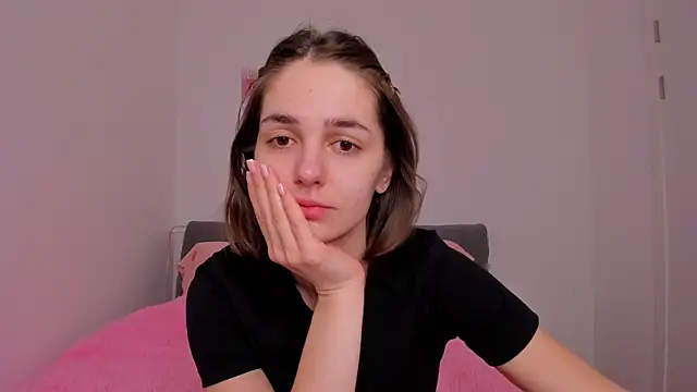 Snapshot of JudyAngil chatting on 04-17-26, 05:21 JudyAngil online show from 04-17-26, 05:21