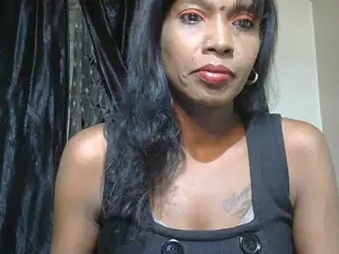 Fuckable Nasty MILF online show from 02-05-25, 07:42