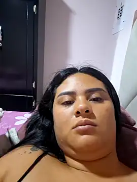 Snapshot of sexy-latin10 chatting on 10-17-25, 08:00 sexy-latin10 online show from 10-17-25, 08:00