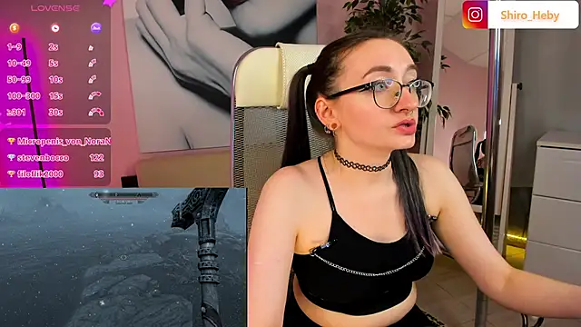 Snapshot of ShiroHeby chatting on 02-11-25, 09:03 ShiroHeby online show from 02-11-25, 09:03