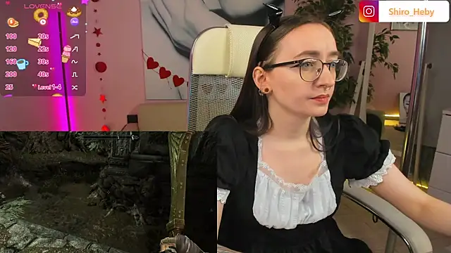 Snapshot of ShiroHeby chatting on 03-07-25, 12:23 ShiroHeby online show from 03-07-25, 12:23