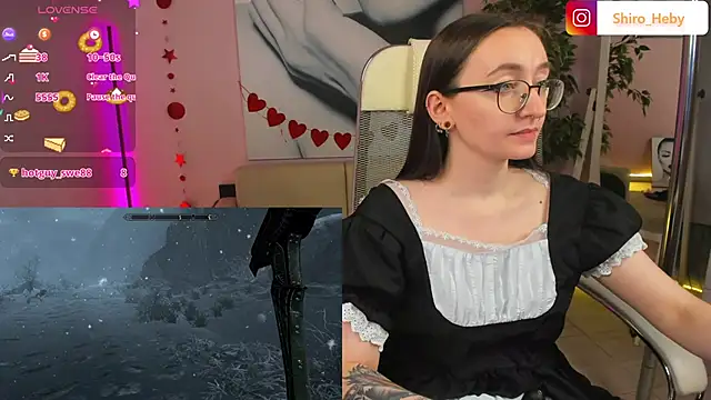 Snapshot of ShiroHeby chatting on 03-07-25, 03:28 ShiroHeby online show from 03-07-25, 03:28