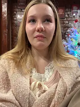 Snapshot of AliceMorr chatting on 12-27-24, 07:08 AliceMorr online show from 12-27-24, 07:08