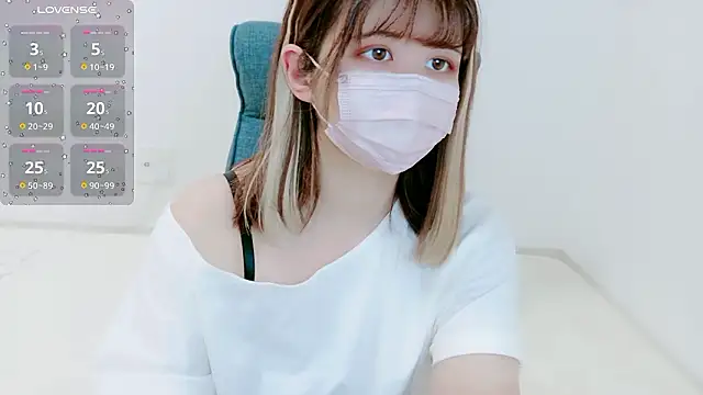 MoMoka jp online show from 04-01-26, 12:17