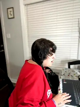 ThicBunz online show from 10-27-25, 04:00