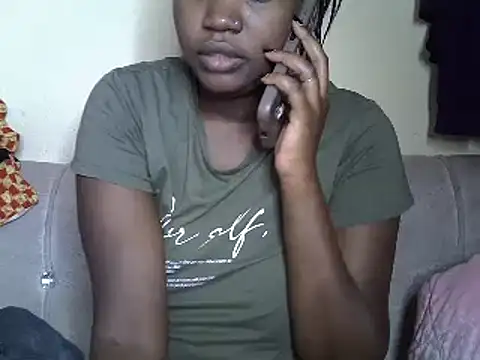 Snapshot of Sexiebony12 chatting on 02-24-25, 09:43 Sexiebony12 online show from 02-24-25, 09:43