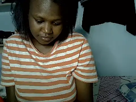 Snapshot of Sexiebony12 chatting on 03-10-25, 07:18 Sexiebony12 online show from 03-10-25, 07:18