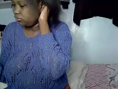 Snapshot of Sexiebony12 chatting on 03-11-25, 01:37 Sexiebony12 online show from 03-11-25, 01:37