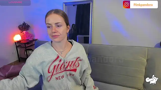 Piinkpandora online show from 01-14-25, 10:55