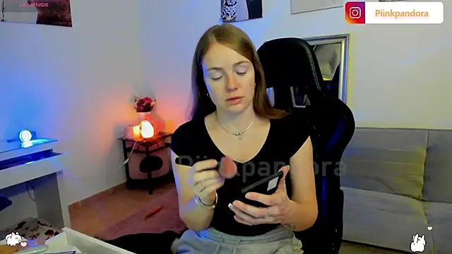 Piinkpandora online show from 02-22-26, 08:51