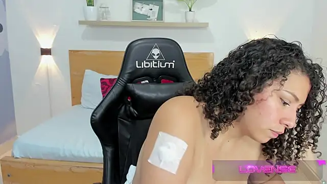 aixa 15 online show from 03-01-25, 03:16