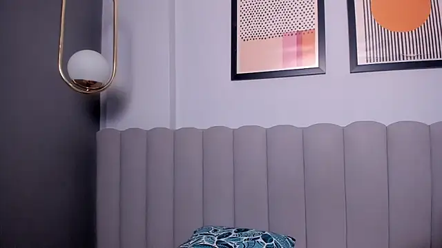 janecullen online show from 02-28-25, 03:37