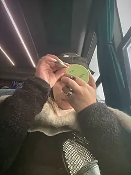 Snapshot of Khalyk_G chatting on 11-02-25, 12:07 Khalyk G online show from 11-02-25, 12:07