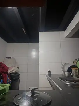 Snapshot of Khalyk_G chatting on 11-22-25, 05:50 Khalyk G online show from 11-22-25, 05:50