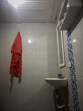 Snapshot of Khalyk_G chatting on 11-23-25, 11:37 Khalyk G online show from 11-23-25, 11:37