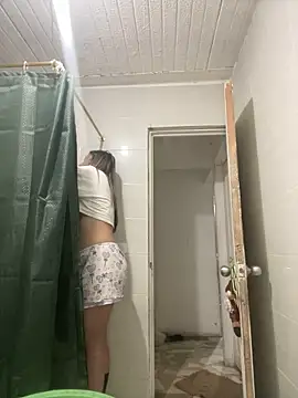 Snapshot of Khalyk_G chatting on 12-18-25, 12:17 Khalyk G online show from 12-18-25, 12:17