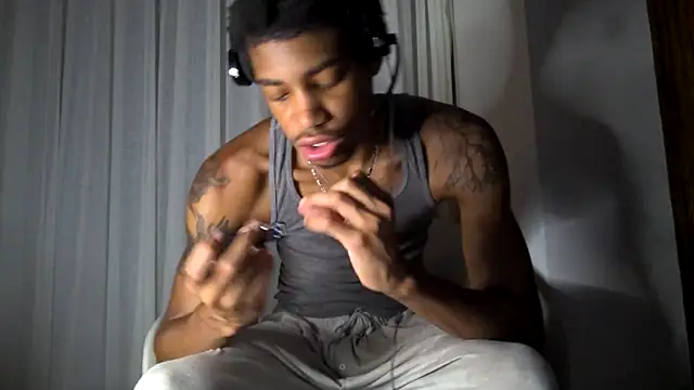 Skinnyblackman online show from 09-10-25, 05:51