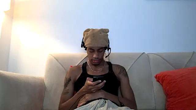 Skinnyblackman online show from 11-04-25, 01:27