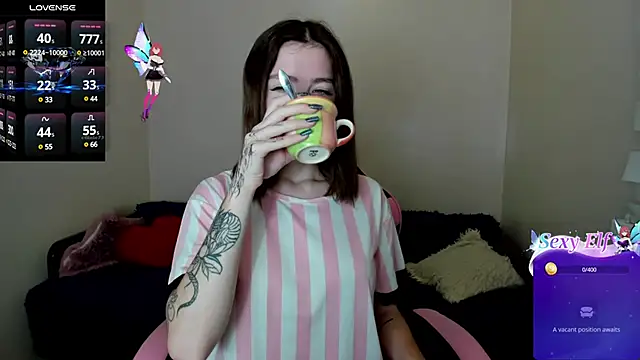 Snapshot of Luxuryalma chatting on 01-07-25, 06:27 Luxuryalma online show from 01-07-25, 06:27