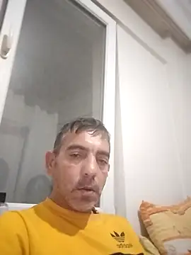 Snapshot of Egemen2245 chatting on 11-12-25, 07:24 Egemen2245 online show from 11-12-25, 07:24