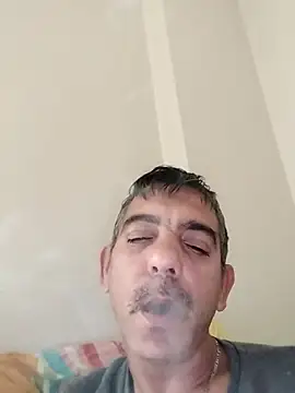 Snapshot of Egemen2245 chatting on 11-23-25, 10:37 Egemen2245 online show from 11-23-25, 10:37