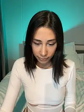 Snapshot of Sophiehii chatting on 12-06-24, 10:16 Sophiehii online show from 12-06-24, 10:16