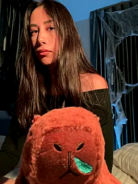 Sophiehii online show from 11-04-25, 04:50