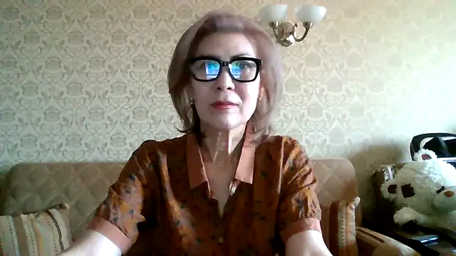 Elegant00Lady online show from 02-19-26, 11:06