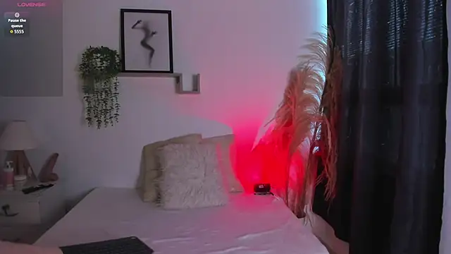 Abigail 29 online show from 10-04-25, 12:14