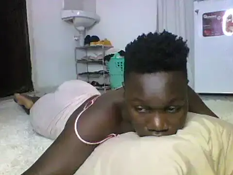 sexyqueen02 online show from 02-10-25, 10:19