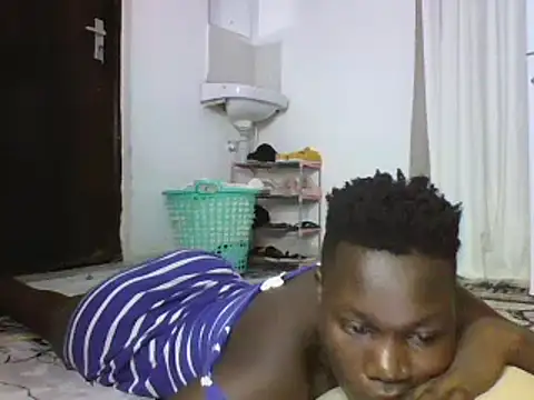 sexyqueen02 online show from 02-16-25, 07:27